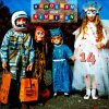 http://s.mxmcdn.net/images-storage/albums/2/4/3/7/0/2/27207342.jpg