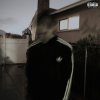 http://s.mxmcdn.net/images-storage/albums3/0/0/4/3/3/8/30833400.jpg