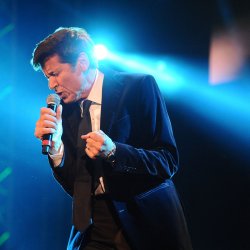 Gianni Morandi: tutti i testi delle canzoni - Lyrics MTV