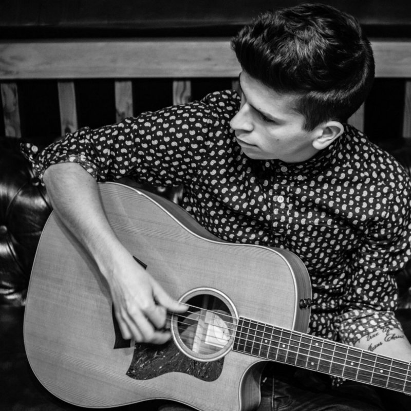 Reuben Koops Two Little Words Lyrics Musixmatch