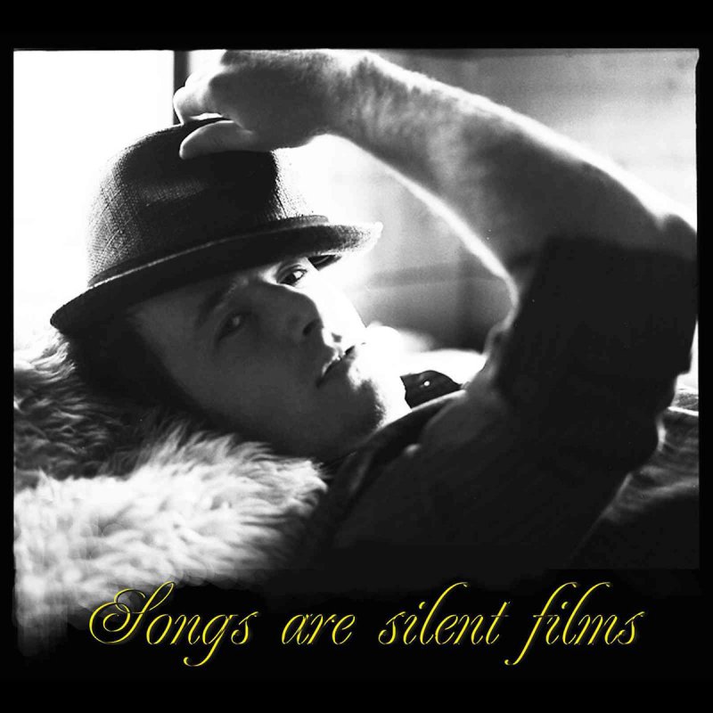 I ll never be left. I ll never be left. Скамейка на закате. Любовные цитаты про бонни и клайд. Выражение отношения.