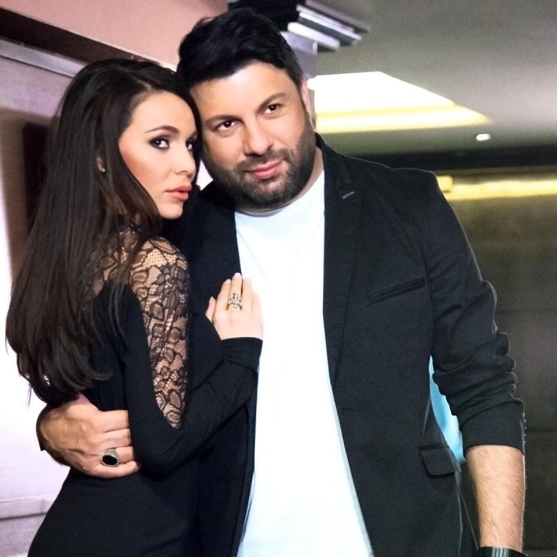 Alisia Feat Toni Storaro Ne Davam Da Si Chuzhda 의 가사 Musixmatch