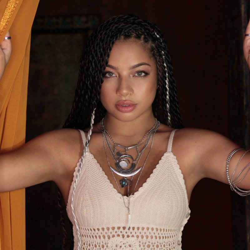 Kiana - Again Lyrics | Musixmatch