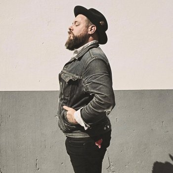 Nathaniel Rateliff & The Night Sweats: le canzoni, gli album, i testi e le traduzioni - MTV