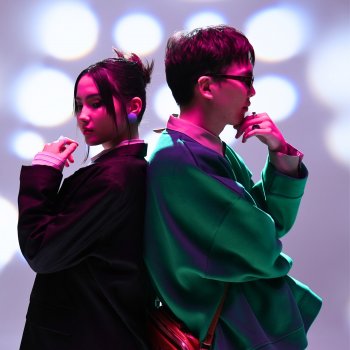 Үлкен танау порно