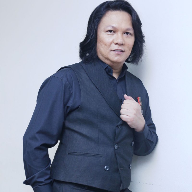 Ronnie Hussein Menanti Janji Lyrics Musixmatch