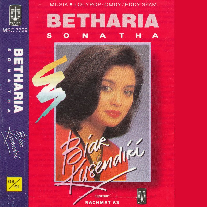 Betharia Sonatha - Siapa Bilang Aku Cinta Songtext 