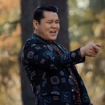 Антонио Адамоның ХХХ фильмдерін қалай жасаймыз Жануарлармен жыныстық қатынасты порно көру