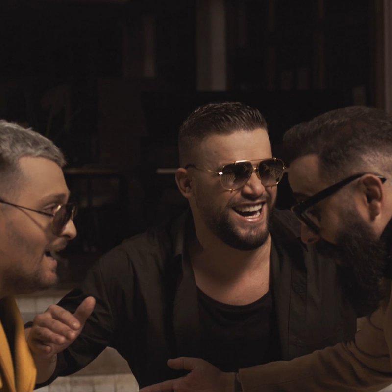 Flori Mumajesi Mori Lyrics English