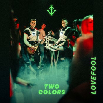 & Lovefool (Testo e Video) - twocolors - MTV Testi e canzoni