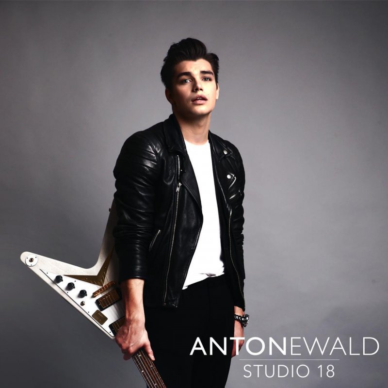Anton Ewald - Tycker att du saknas Lyrics | Musixmatch