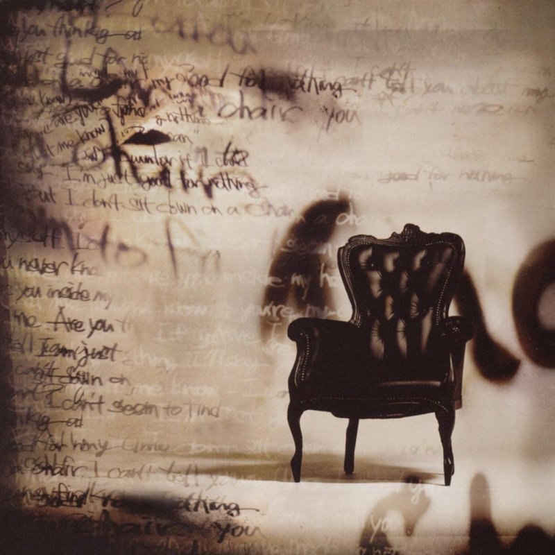 человек сидит на стуле. кресло ильи. Night piano stock photo tumblr. человек с головой стула. надпись на стуле.