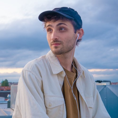 Chris James
