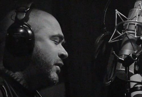Aaron Lewis
