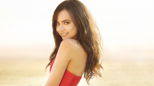 Sofia Carson