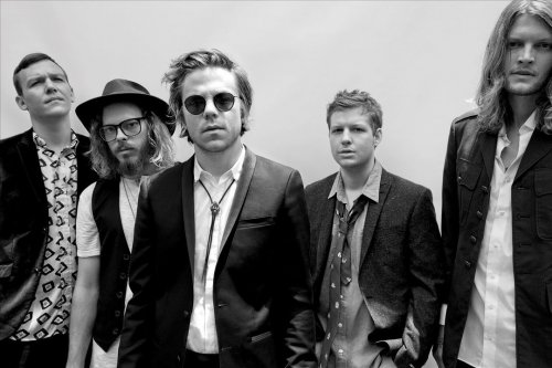 Cage the Elephant