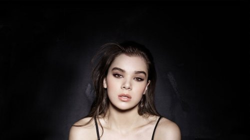 Hailee Steinfeld
